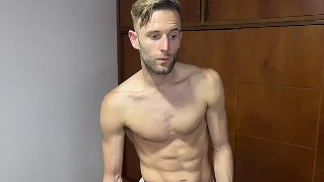 Snapshot of aquilesmade chatting on December 2024 09:02:02 PM aquilesmade online show from December 2024 09:02:02 PM