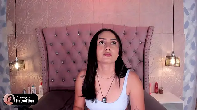 lia sofiia online show from April 2026 08:43:02 AM