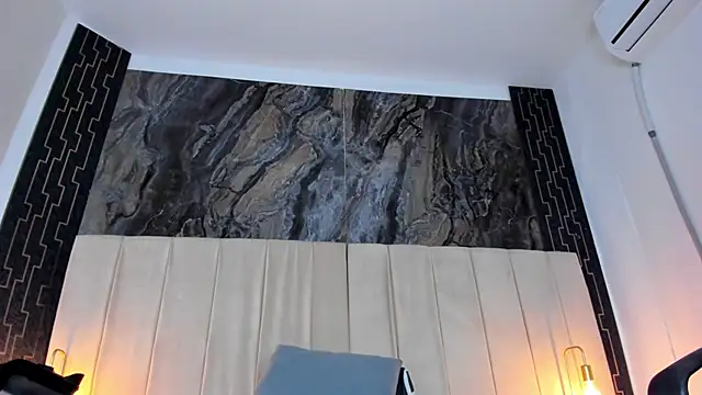 lia sofiia online show from December 2025 09:22:02 AM