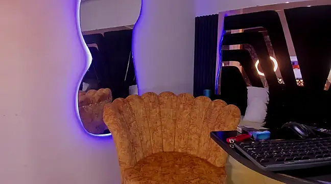 Snapshot of licyEvans chatting on January 2025 03:41:01 PM licyEvans online show from January 2025 03:41:01 PM