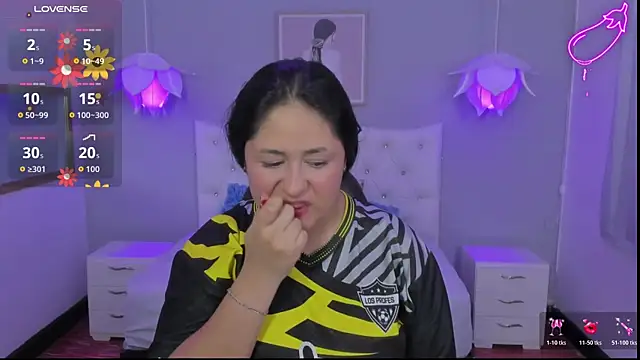 Lisa7 7 online show from October 2025 07:46:01 PM