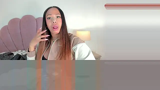 Snapshot of Nicole_Paradise chatting on November 2025 12:42:02 PM Nicole Paradise online show from November 2025 12:42:02 PM