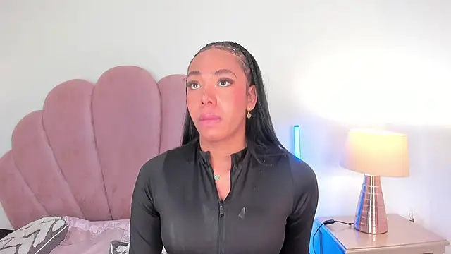 Nicole Paradise online show from January 2026 12:53:02 PM