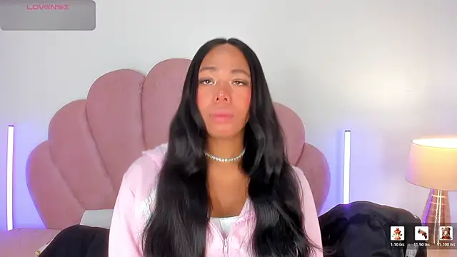 Nicole Paradise online show from May 2026 12:53:01 PM