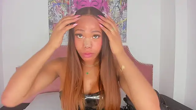 Snapshot of Nicole_Paradise chatting on November 2025 12:53:02 PM Nicole Paradise online show from November 2025 12:53:02 PM