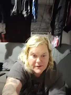 Trans Girl next door420 online show from June 2026 09:32:02 AM