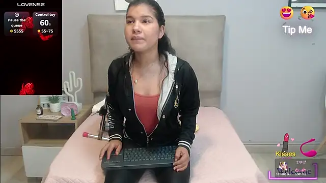 SophiaMeyerst online show from April 2026 01:03:01 PM