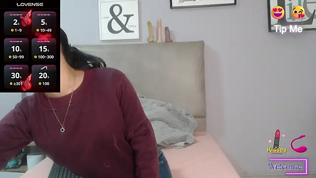 Snapshot of SophiaMeyerst chatting on June 2026 02:50:02 PM SophiaMeyerst online show from June 2026 02:50:02 PM