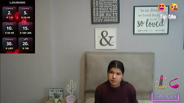 SophiaMeyerst online show from April 2026 12:53:01 PM