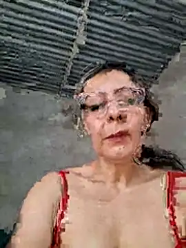 Mia-funny20 online show from April 2026 08:46:02 PM