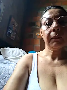 Mia-funny20 online show from October 2025 08:28:02 PM