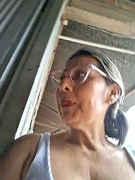 Mia-funny20 online show from January 2026 08:56:01 PM