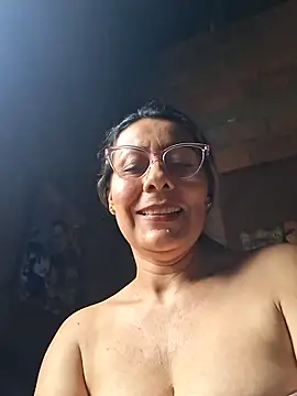 Mia-funny20 online show from April 2026 08:55:02 PM