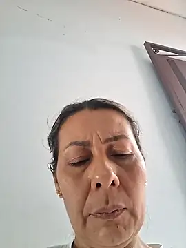 Snapshot of Mia-funny20 chatting on June 2026 02:12:01 PM Mia-funny20 online show from June 2026 02:12:01 PM