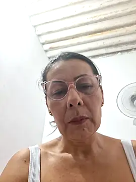 Mia-funny20 online show from October 2025 09:04:01 PM