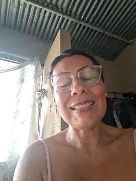 Mia-funny20 online show from March 2026 08:57:01 PM