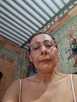 Snapshot of Mia-funny20 chatting on May 2026 09:03:03 PM Mia-funny20 online show from May 2026 09:03:03 PM