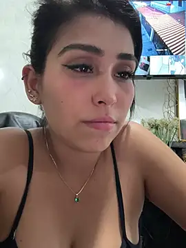 emma  cute   online show from February 2025 09:20:01 PM