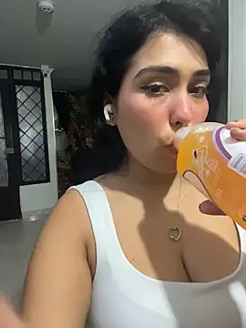 Snapshot of emma__cute__ chatting on January 2026 11:47:01 AM emma cute online show from January 2026 11:47:01 AM