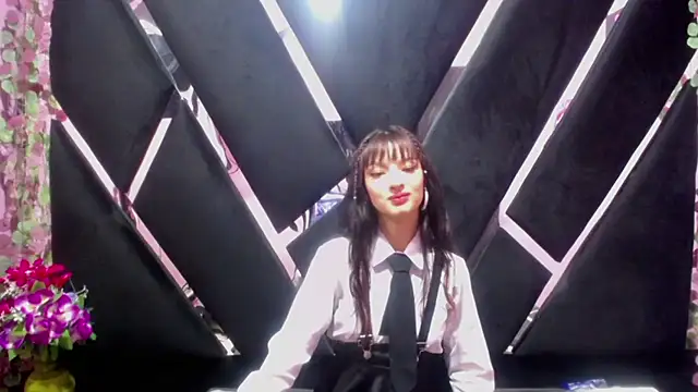 Snapshot of Aurora_18 chatting on March 2025 12:21:01 AM Aurora 18 online show from March 2025 12:21:01 AM