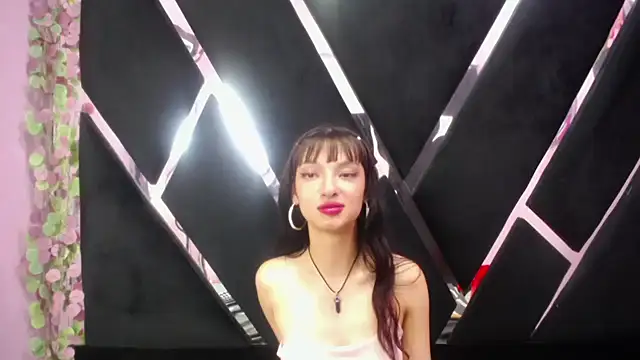 Snapshot of Aurora_18 chatting on February 2025 12:30:01 AM Aurora 18 online show from February 2025 12:30:01 AM