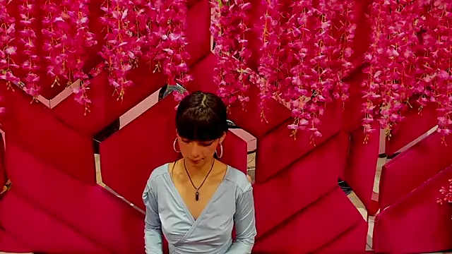 Snapshot of Aurora_18 chatting on February 2025 09:04:01 PM Aurora 18 online show from February 2025 09:04:01 PM