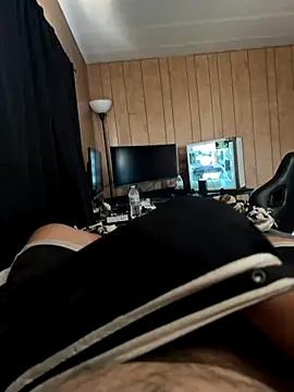 Jayare95 online show from November 2025 06:41:02 PM