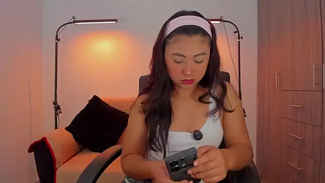 cloy baby   online show from April 2026 11:06:01 AM