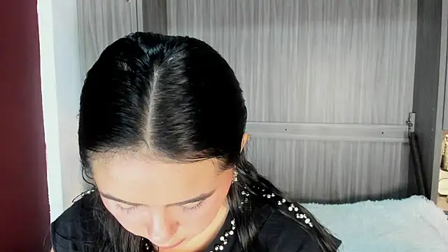 valerymeyerr online show from April 2026 12:07:02 PM