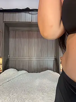 valerymeyerr online show from May 2026 12:08:02 PM