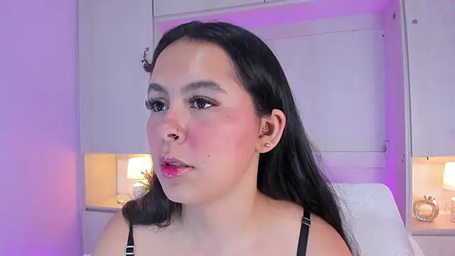 Snapshot of valerymeyerr chatting on November 2025 04:27:02 AM valerymeyerr online show from November 2025 04:27:02 AM