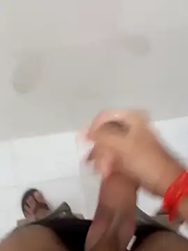 Snapshot of Sweety_2144 chatting on October 2025 04:36:01 AM Sweety 2144 online show from October 2025 04:36:01 AM