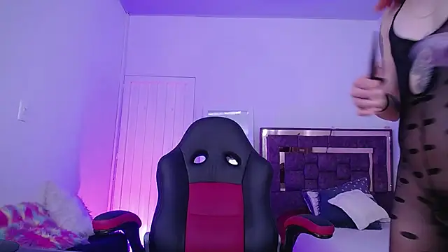 alejandrafitt online show from October 2025 04:40:02 PM