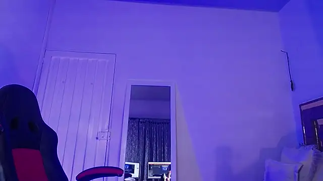 alejandrafitt online show from November 2025 03:29:02 AM