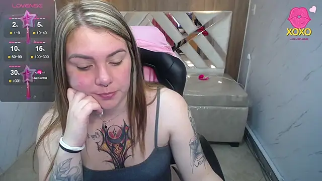 Paula b  online show from March 2026 12:44:02 PM