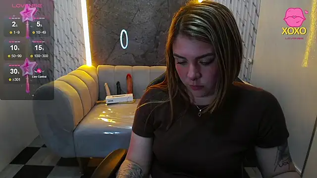 Paula b  online show from April 2026 12:57:01 AM