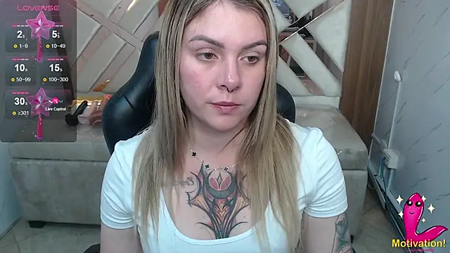 Snapshot of Paula_b_ chatting on July 2026 12:50:02 PM Paula b online show from July 2026 12:50:02 PM