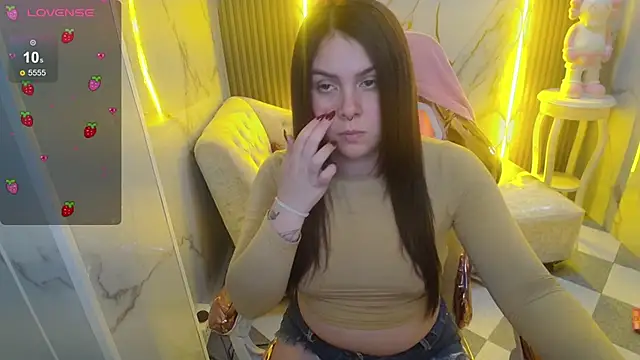 Paula b  online show from September 2025 12:44:02 PM