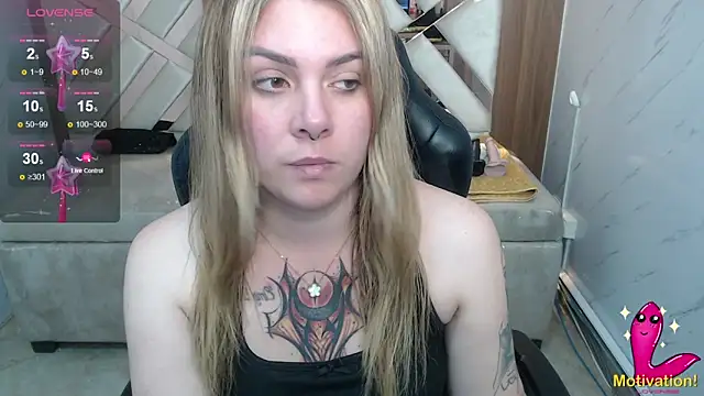 Snapshot of Paula_b_ chatting on June 2026 12:54:02 PM Paula b online show from June 2026 12:54:02 PM