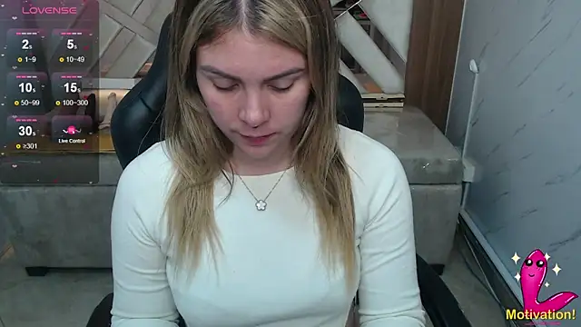 Snapshot of Paula_b_ chatting on June 2026 12:54:02 PM Paula b online show from June 2026 12:54:02 PM