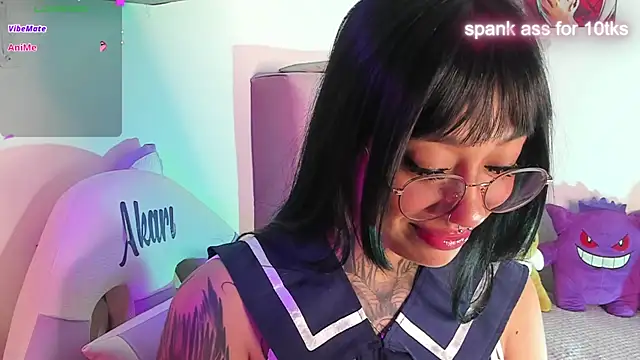 Snapshot of Akari1_Mischief chatting on January 2025 10:15:02 PM Akari1 Mischief online show from January 2025 10:15:02 PM