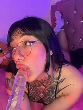 Snapshot of Akari1_Mischief chatting on March 2025 08:26:01 AM Akari1 Mischief online show from March 2025 08:26:01 AM