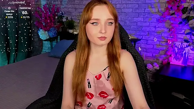 Emma Chery online show from September 2025 05:50:02 AM