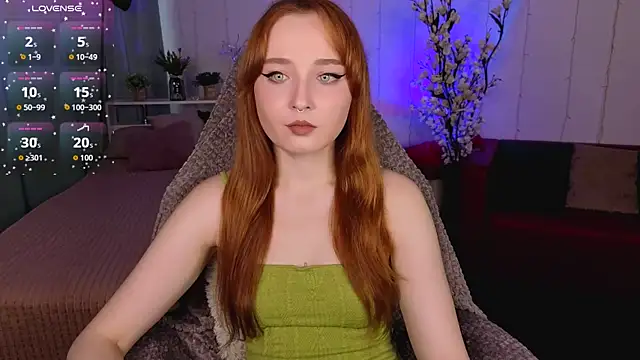 Emma Chery online show from September 2025 05:43:01 AM