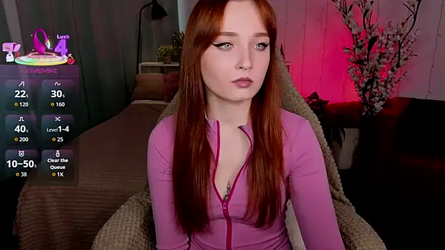 Emma Chery online show from October 2025 01:45:01 PM