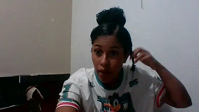 Kitra New online show from October 2025 06:43:02 AM