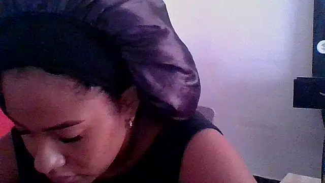 Kitra New online show from December 2025 01:49:01 PM