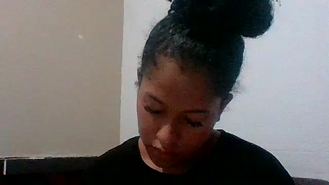 Snapshot of Kitra_New chatting on October 2025 07:50:02 AM Kitra New online show from October 2025 07:50:02 AM