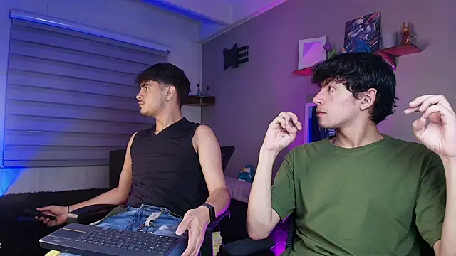 Snapshot of thiago_rockwelll chatting on October 2025 07:54:01 AM thiago rockwelll online show from October 2025 07:54:01 AM