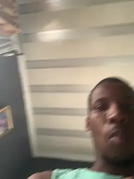 Snapshot of DManL chatting on January 2026 05:14:02 AM DManL online show from January 2026 05:14:02 AM